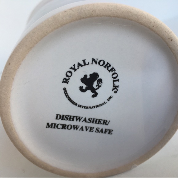 Red Cardinal mug Royal Norfolk coffee tea cup ceramic birds white red EUC - Picture 7 of 11